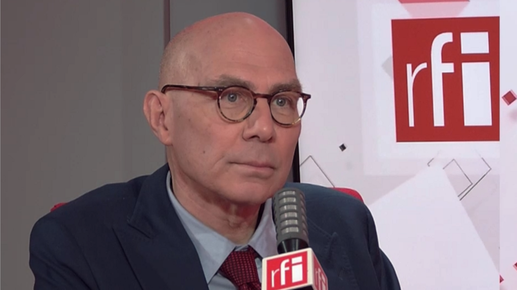 Volker Türk, Haut-commissaire du Haut-Commissariat des Nations-Unies aux Droits de l'homme, dans les studios de RFI, le 10 décembre 2024.